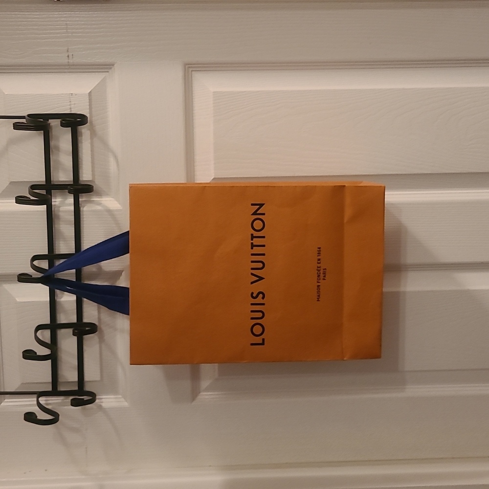 Lv shopping bag
